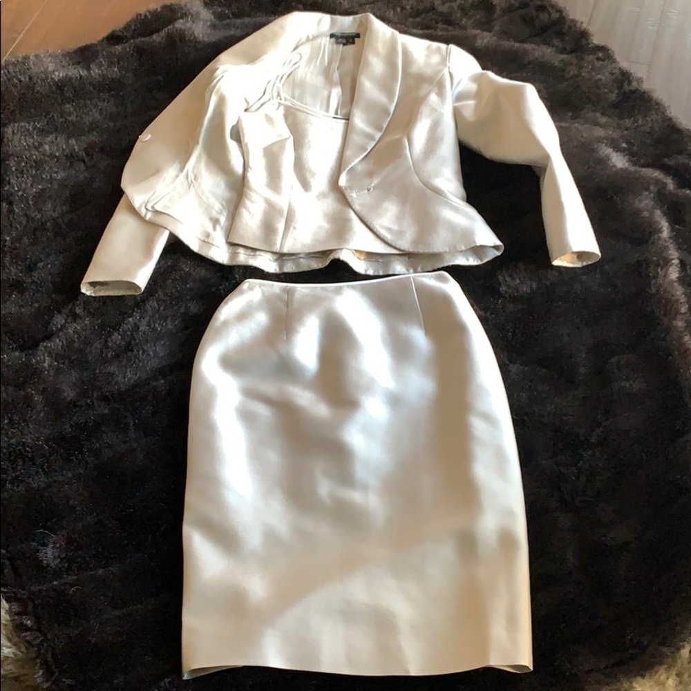 PAMELA DENNIS COUTURE 3 PIECE SUIT - Picture 2 of 8